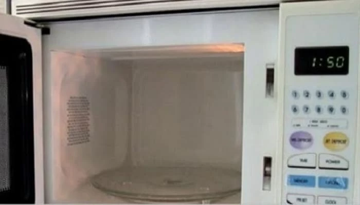 Όλες αυτές οι αρρώστιες προκαλούνται από τον φούρνο μικροκυμάτων – Μακάρι να το ξέραμε νωρίτερα